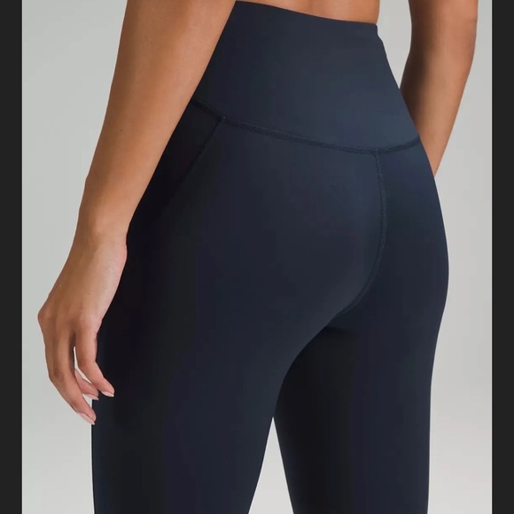 NWT Lululemon Base Pace HR Tight 25" True Navy - Picture 5 of 5